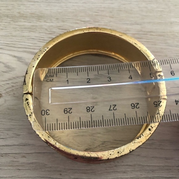 Betsey Johnson Floral Print Bangle - Picture 4 of 6